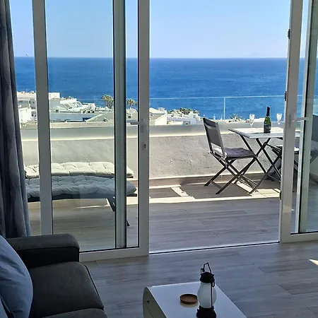 Oceanview Apartament *